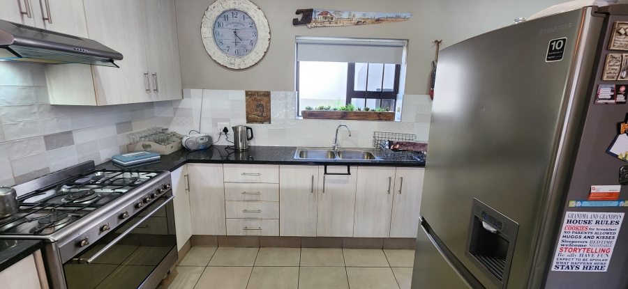 2 Bedroom Property for Sale in Dana Bay Western Cape